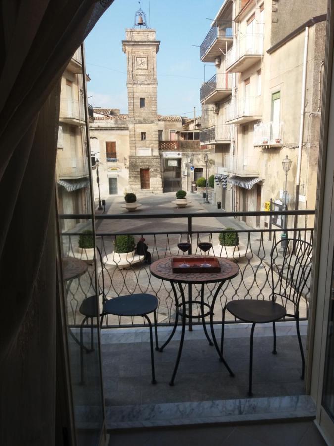 Bed & Breakfast Acquaviva Di Vullo Vincenzo Acquaviva Platani Exterior foto