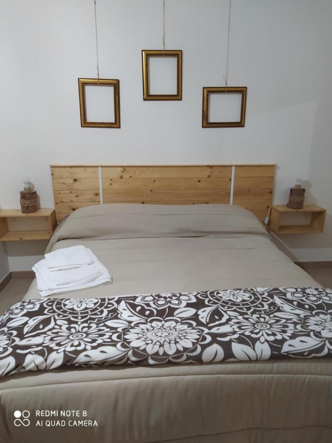 Bed & Breakfast Acquaviva Di Vullo Vincenzo Acquaviva Platani Exterior foto