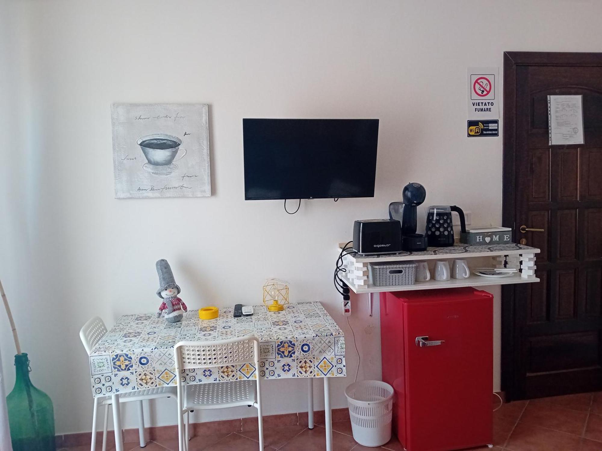 Bed & Breakfast Acquaviva Di Vullo Vincenzo Acquaviva Platani Zimmer foto
